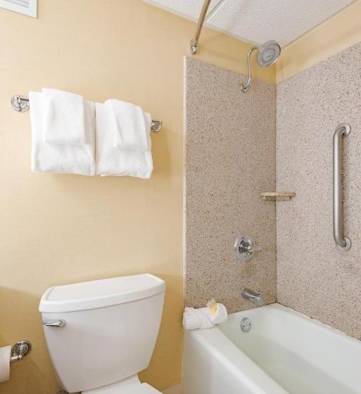 Номер Deluxe Кровать Кинг, Wyndham Omaha Hotel   West Dodge