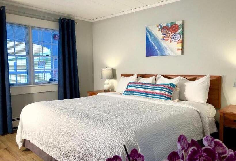 스탠다드 룸 킹사이즈 침대, Hyannis Inn