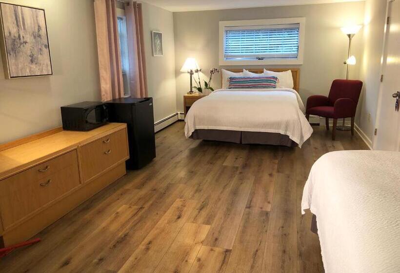 장애인용 디럭스룸, Hyannis Inn