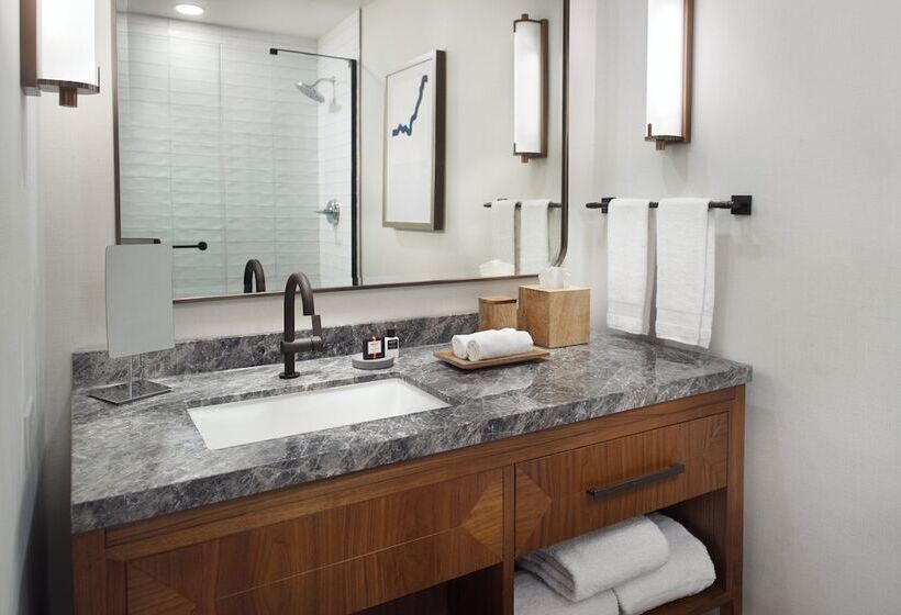 Suite Premium, Omni La Mansion Del Rio