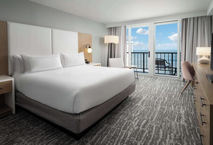 キングサイズベッドのスタンダードルーム, Hilton Myrtle Beach Resort