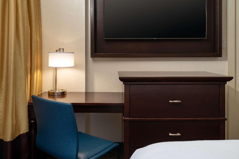 اتاق استاندارد, Embassy Suites By Hilton New Orleans