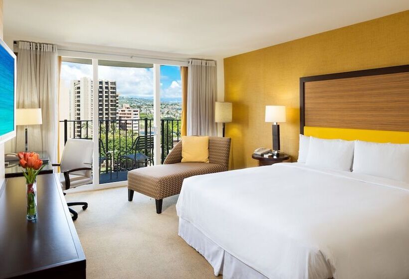 Люкс, Hilton Waikiki Beach Resort & Spa