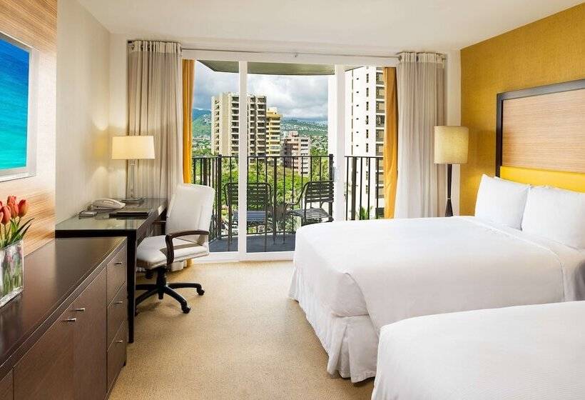 Номер Deluxe Адаптированный для Инвалидов, Hilton Waikiki Beach Resort & Spa