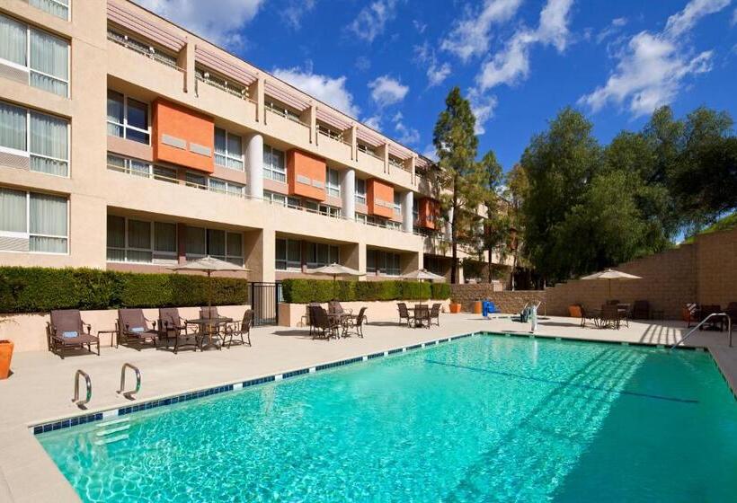 חדר סטנדרט עם מיטת קינג, Sheraton Agoura Hills
