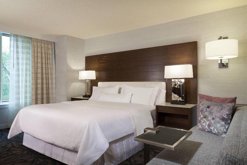 스탠다드 룸 킹사이즈 침대, The Westin Princeton At Forrestal Village