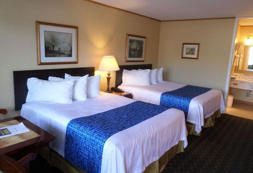 Номер Стандарт 2 Двуспальные Кровати, Travelodge By Wyndham Ogallala