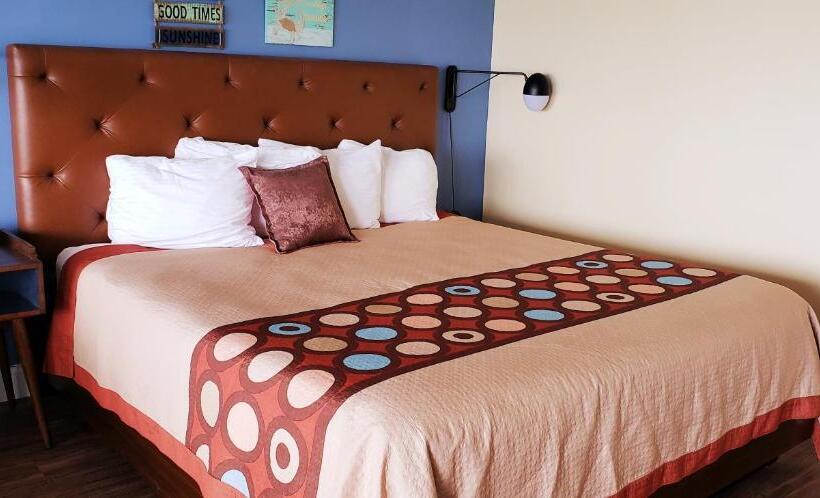 Номер Deluxe Кровать Кинг, Pilgrim Sands  On Long Beach