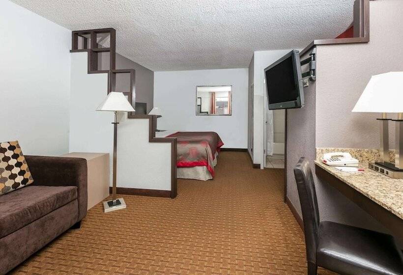 Люкс, Ramada By Wyndham El Paso