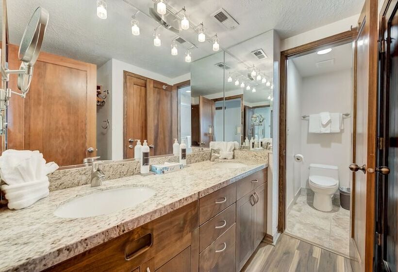 Апартаменты 2 Спальни, Shadow Ridge By All Seasons Resort Lodging