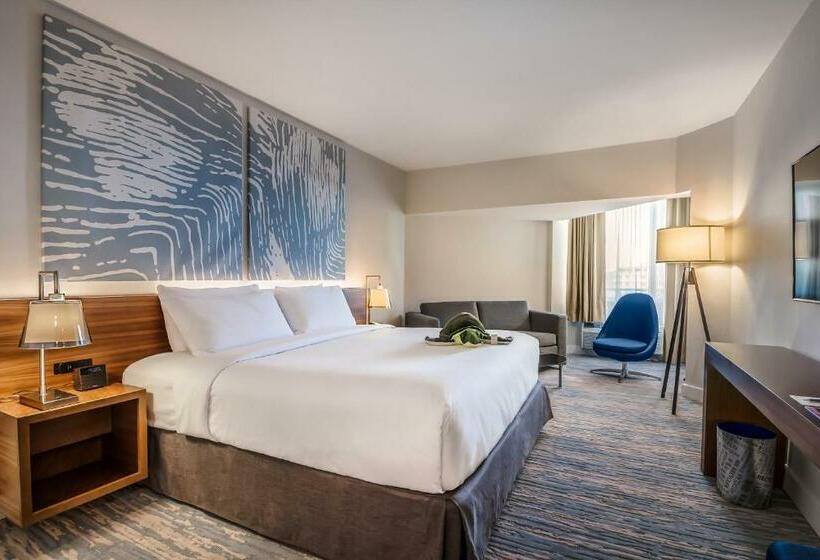 キングサイズベッドのスタンダードルーム, B Ocean Resort Fort Lauderdale Beach