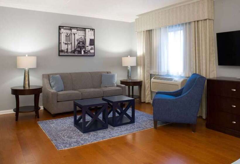 Люкс, Best Western Plus Franklin Square Inn