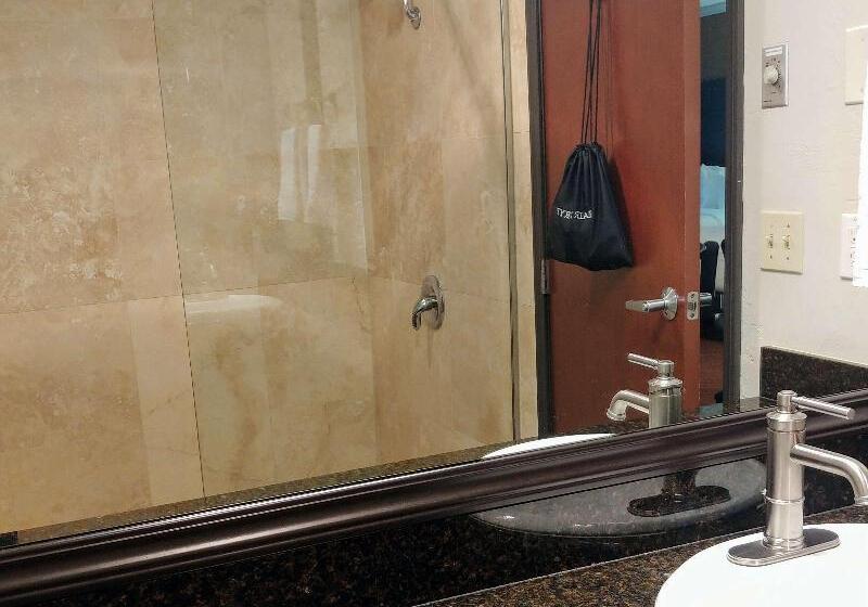 스탠다드 룸, Best Western Plus Parkway Inn