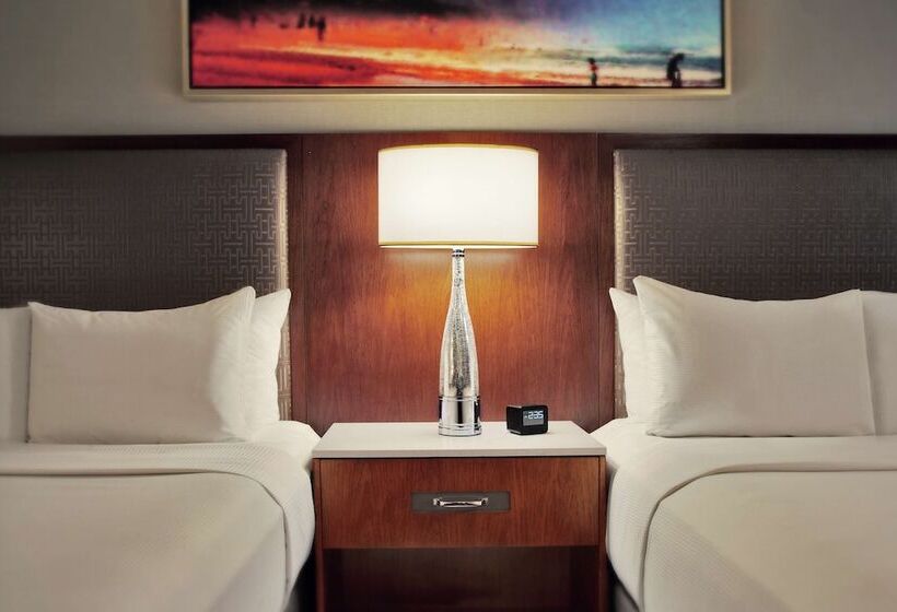 Standaardkamer met 2 Tweepersoonsbedden, Hilton Chicago