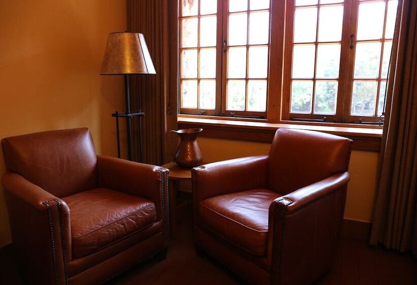 Номер Стандарт Двуспальная Кровать, The Omni Grove Park Inn & Spa   Asheville