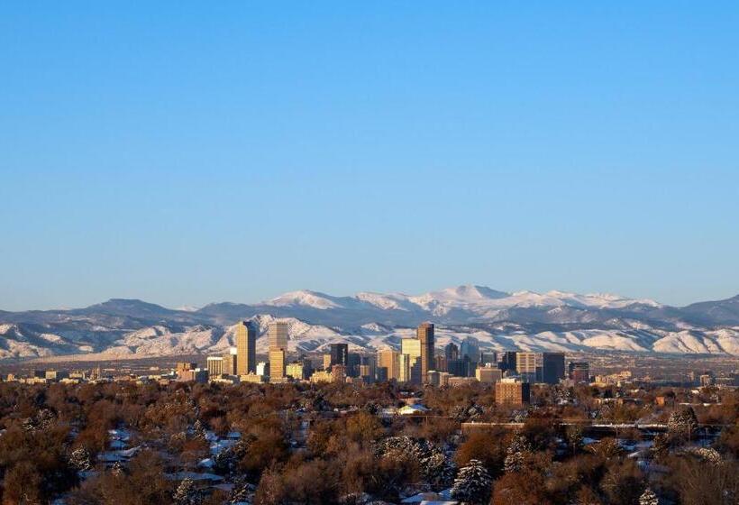 Номер Стандарт, Renaissance Denver Hotel & Conference Center
