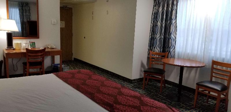 标准间, Knights Inn Albany