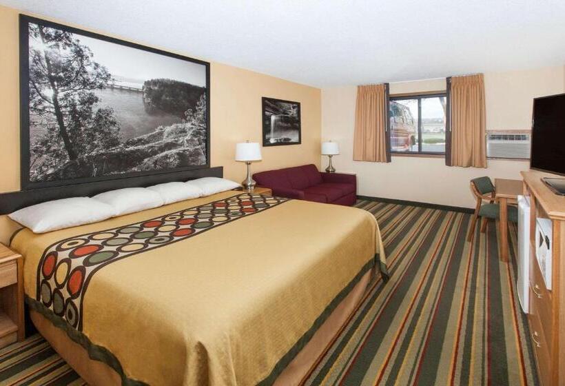 스탠다드 룸 킹사이즈 침대, Super 8 By Wyndham Ottawa Starved Rock