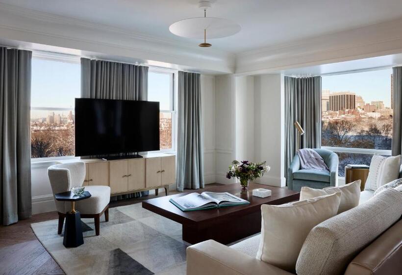 프레지덴셜 스위트, The Newbury Boston