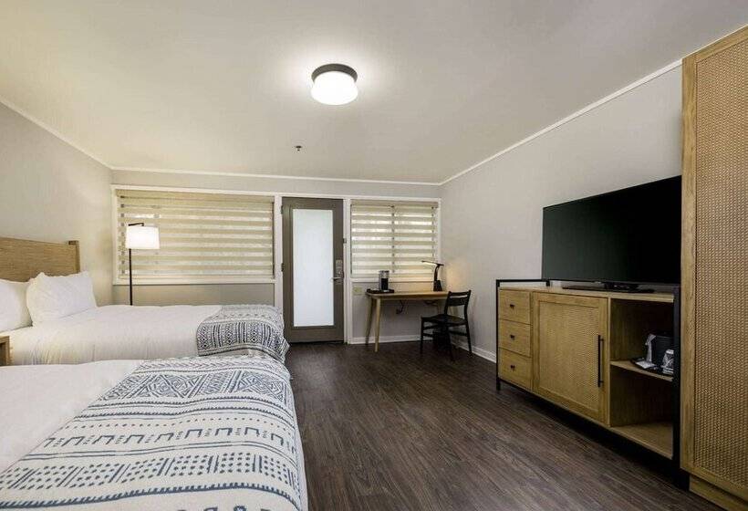 Номер Стандарт 2 Двуспальные Кровати, Waynesville Inn And Golf Club, Tapestry Collection By Hilton