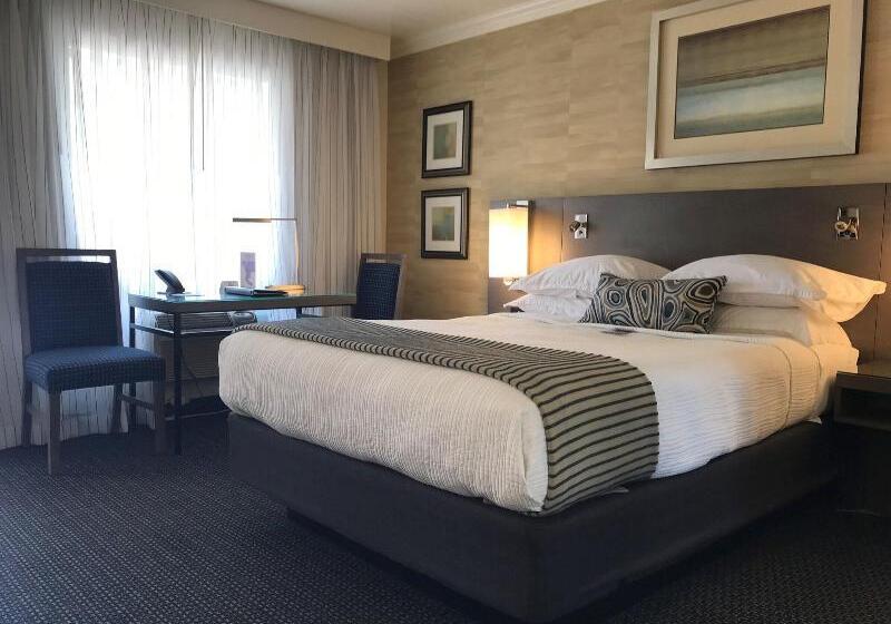 Номер Стандарт Вид на Сад, West Beach Inn, A Coast