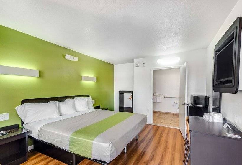 Номер Deluxe, Motel 6visalia, Ca