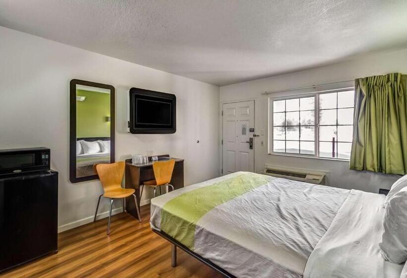 Номер Deluxe, Motel 6visalia, Ca