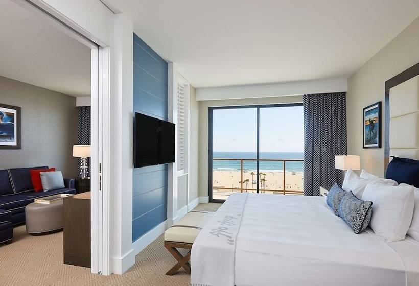 장애인을 위한 스위트, The Waterfront Beach Resort, A Hilton