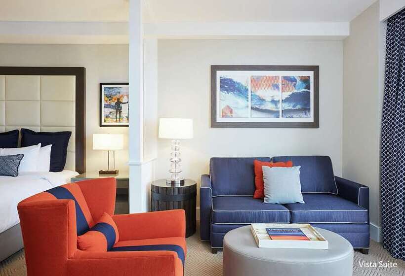 스탠다드 룸, The Waterfront Beach Resort, A Hilton
