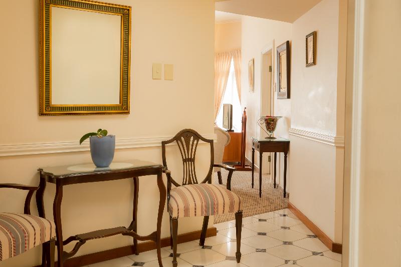 سوییت, Hansa Hotel Swakopmund