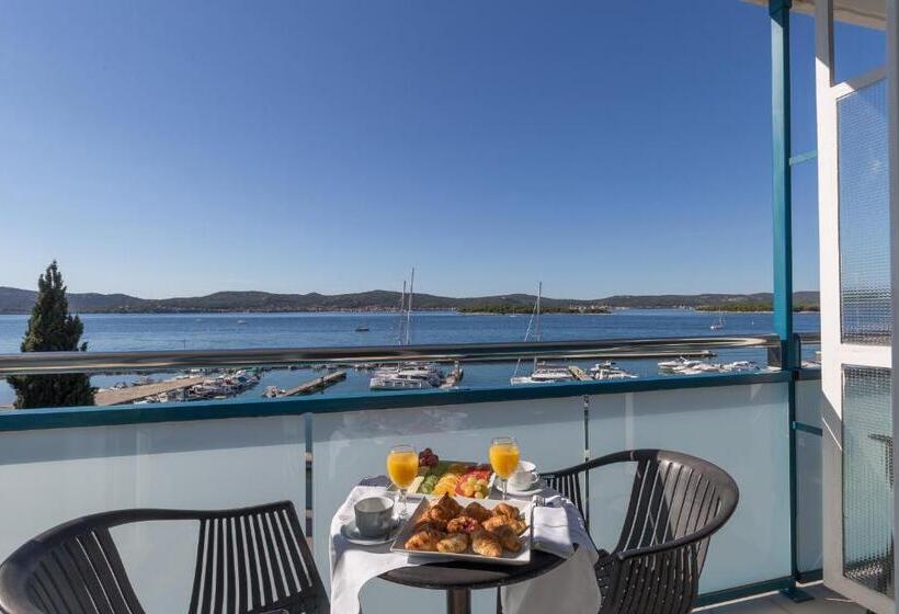 اتاق پرمیوم, Kornati