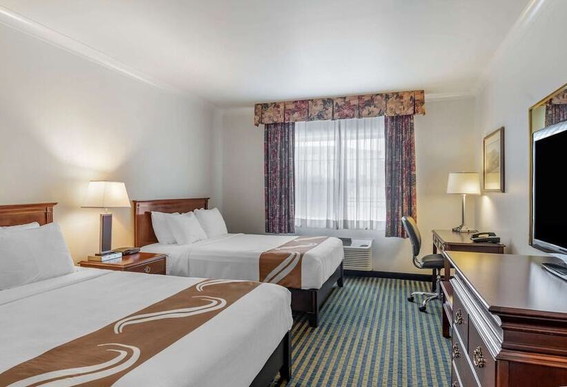 套房, Quality Inn & Suites Garden Of The Gulf