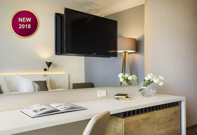 اتاق استاندارد با چشم‌انداز پارک, Remisens Hotel Albatros All Inclusive