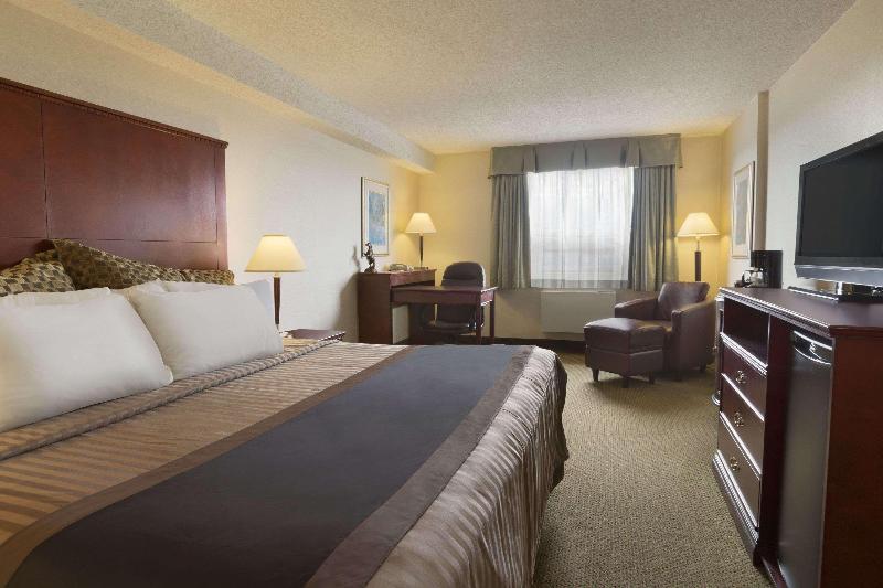 ビジネスルーム, Travelodge Hotel By Wyndham Vancouver Airport
