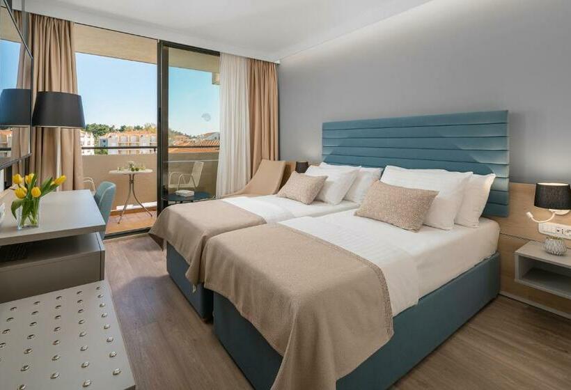Классический Номер, Valamar Meteor