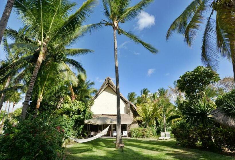 سوئیت سینیور, La Pirogue Mauritius