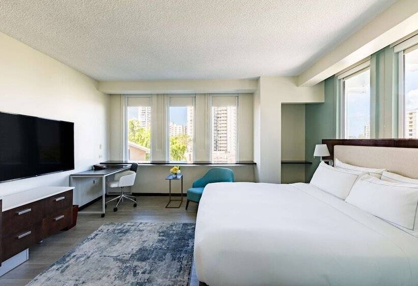 اتاق استاندارد با تخت بزرگ برای معلولان, Doubletree By Hilton San Juan