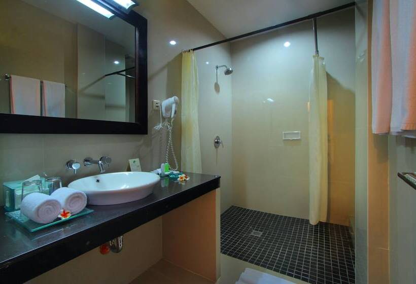 디럭스 룸, Adi Dharma Hotel Legian