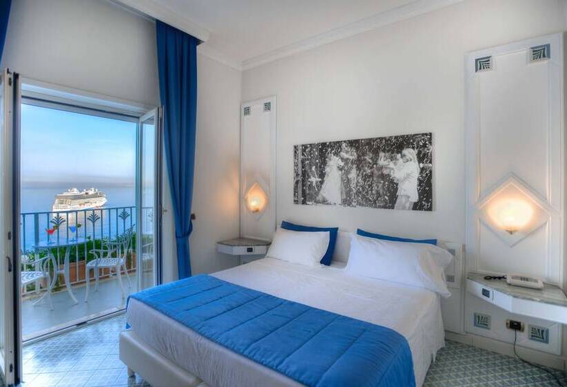 Номер Deluxe Вид на Море, Grand Hotel Riviera