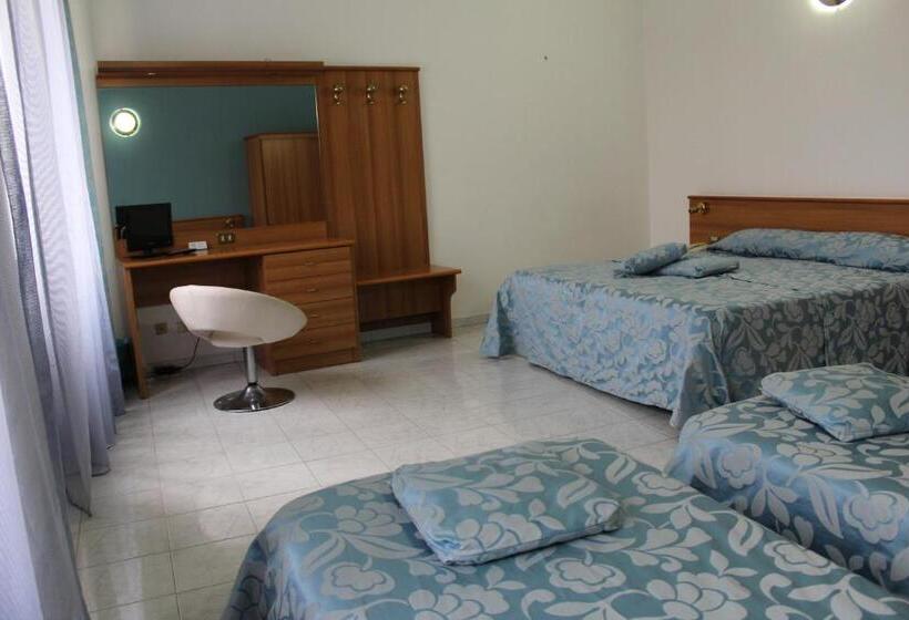 Номер Стандарт Трехместный, Santa Marta