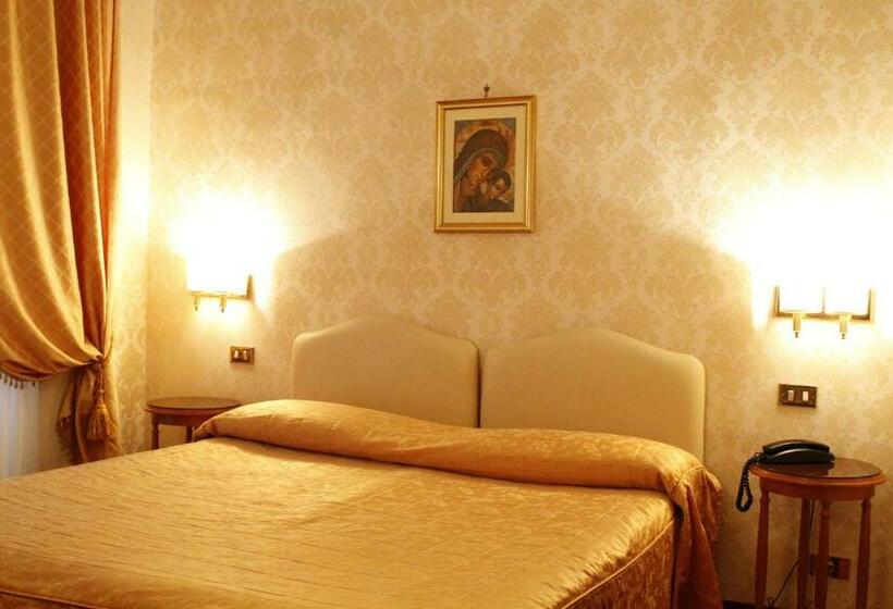 اتاق استاندارد یک نفره, Torino