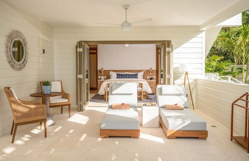 سوییت با چشم‌انداز دریا, Sandals Halcyon   All Inclusive Couples Only