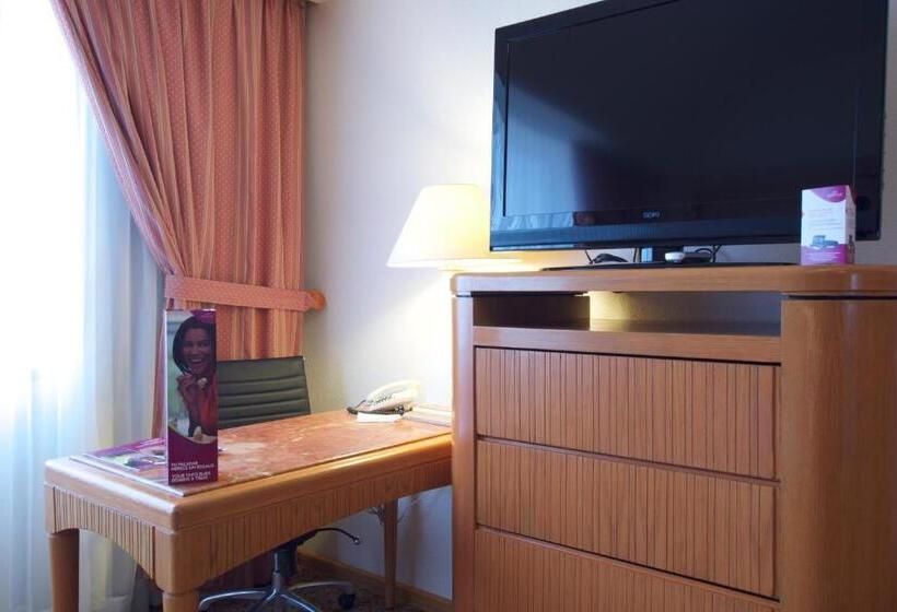 Номер Стандарт 2 Двуспальные Кровати, Crowne Plaza Hotel Mexico City North Tlalnepantla, An Ihg