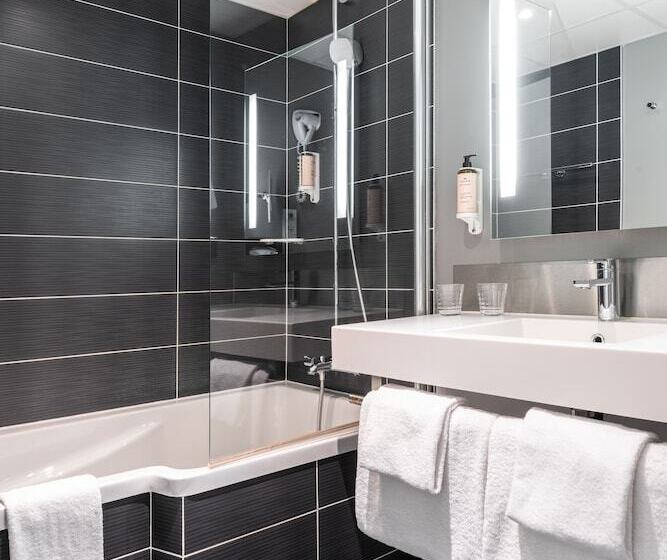 Номер Стандарт, Mercure Compiegne Sud