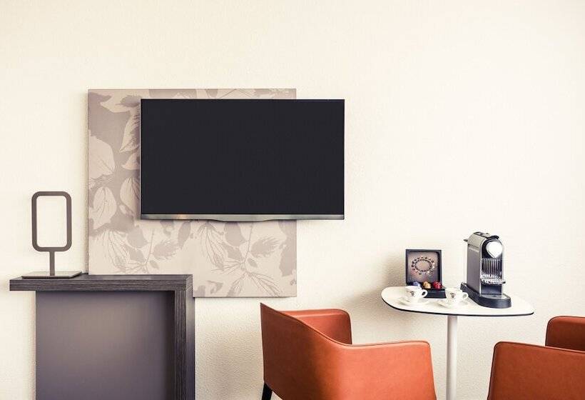 Номер Стандарт, Mercure Compiegne Sud