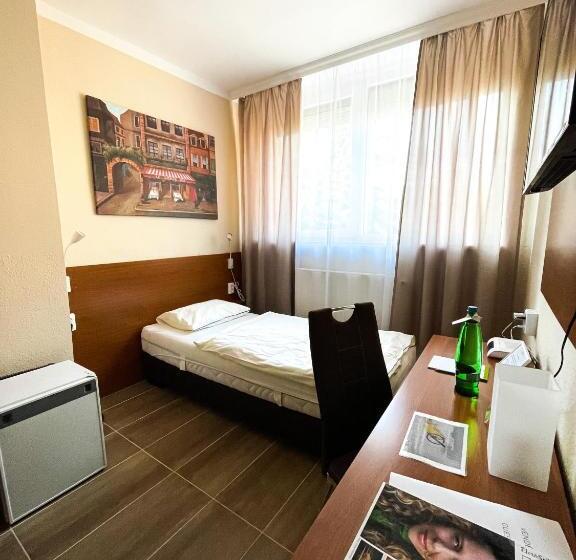 Номер Стандарт Индивидуальный, öreg Tó Hotel és Rendezvénytér