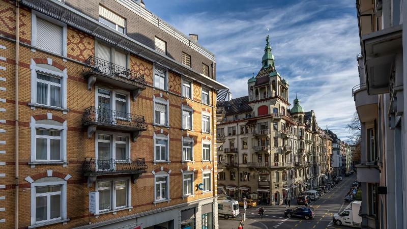 标准间, Central Luzern