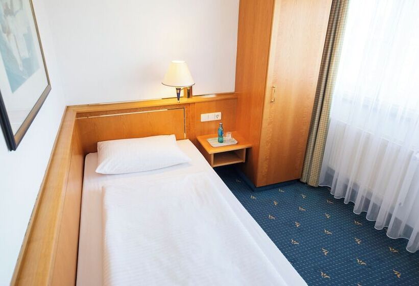 标准单人间, Achat Hotel Magdeburg