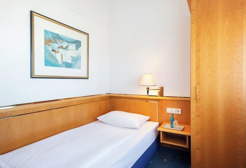 标准单人间, Achat Hotel Magdeburg