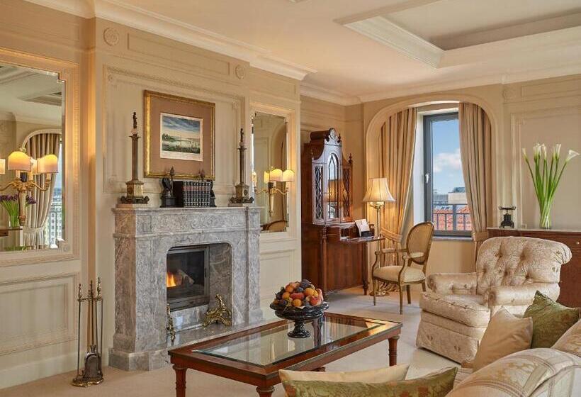 סוויטה נשיאותית, Regent Berlin, An Ihg
